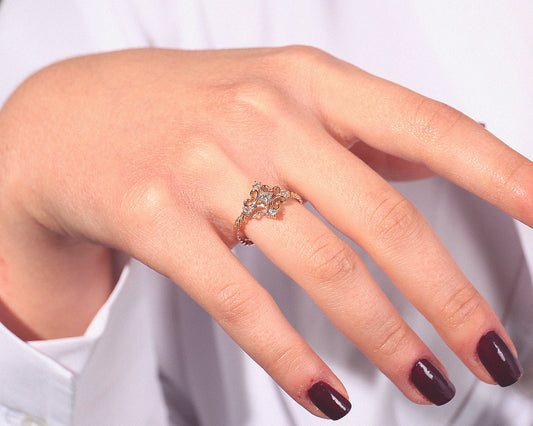 Vintage Diamond Ring with Chain Shank Ring in 14K Yellow-Rose-White Gold Band Ring for Stylish Women | LR00021D