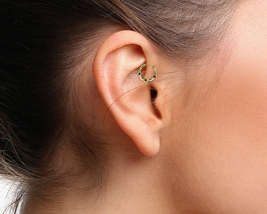 Cartilage Hoop 3 Round Cut Black Diamond Clicker Single Earring 14K Yellow Solid Gold/18G