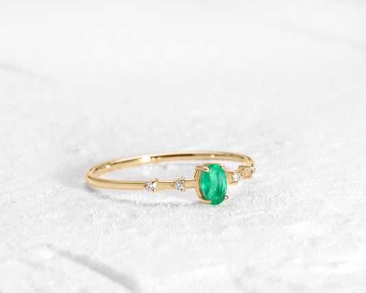 Dainty Ring, Oval cut Emerald with Sprinkled Diamonds, 14K Gold | LR00059DE