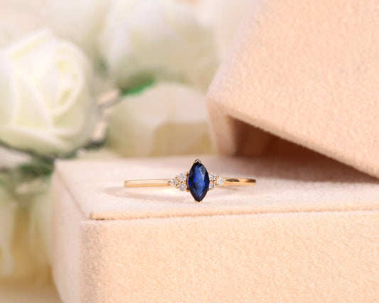Ring with Marquise Sapphire and Round cut Diamond 14K Gold