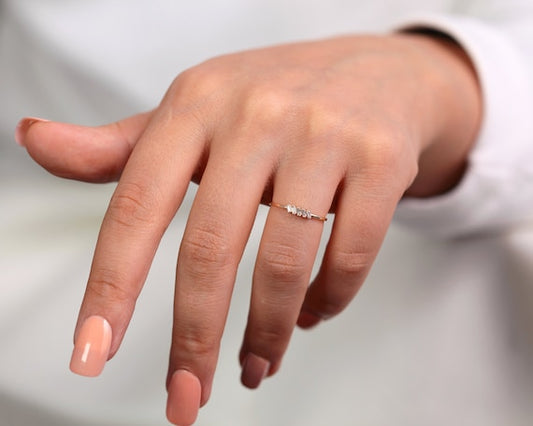 Five Consecutive Baguette Design Ring with Diamond 14K Gold