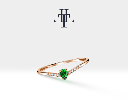 14K Yellow Solid Gold Ring,Chevron Shank Ring,Pear Cut Emerald Ring,Half Eternity