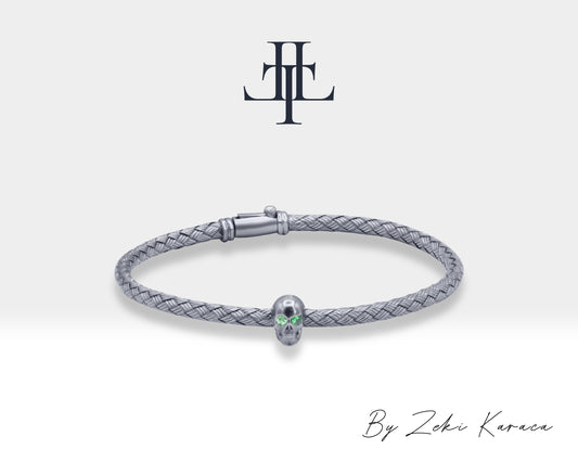 Skull Design Straw Braided Handmade Silver Bracelet with Green Garnet | ZB00007G