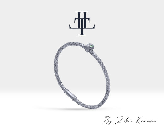 Skull Design Straw Braided Handmade Silver Bracelet with Green Garnet | ZB00007G