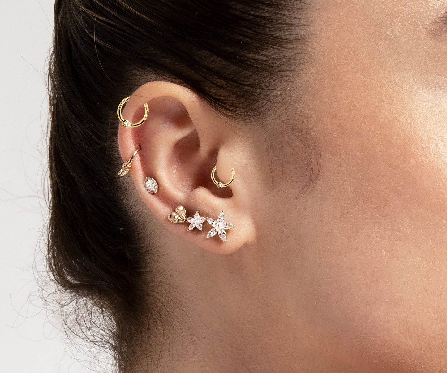 Cartilage Hoop Round Cut Diamond Clicker Single Earing 18G
