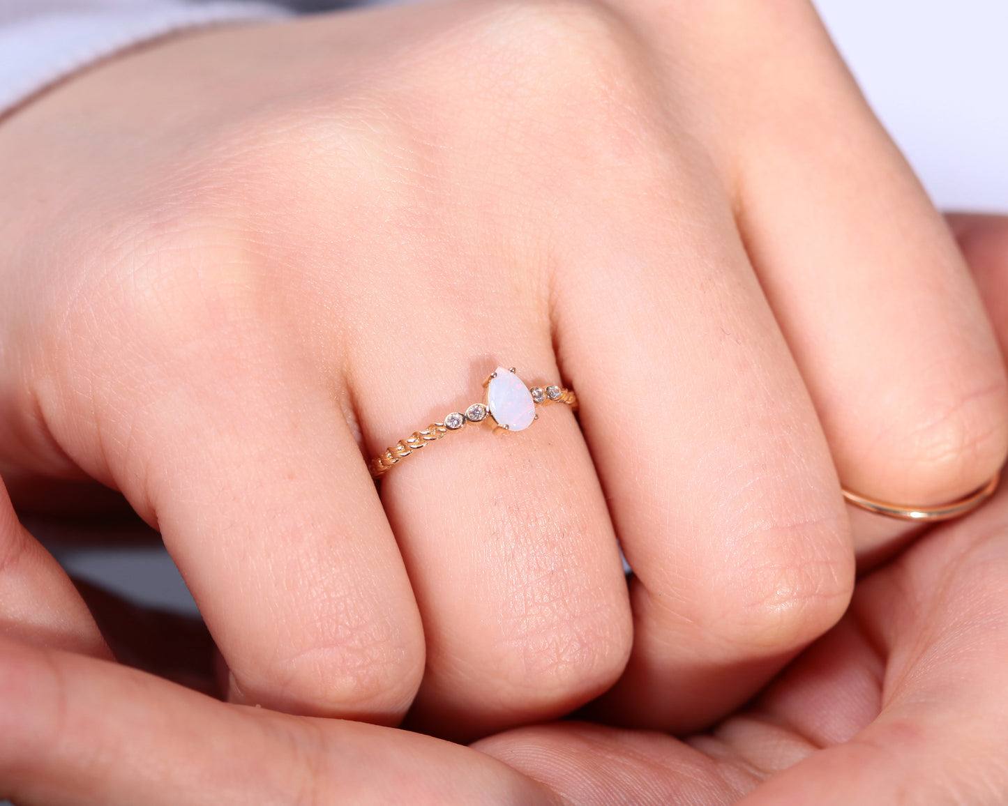 Drop Opal Rope Design and Diamond Gold 14K Handmade Ring Minimal Ring