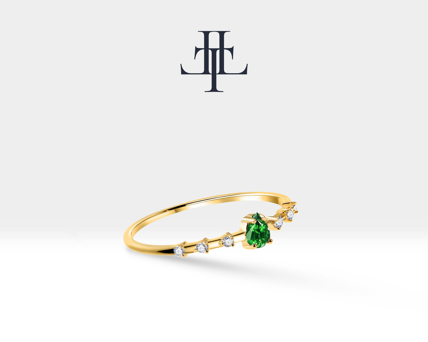 14K Solitaire Gold Ring,Engagement Ring,Pear Cut Emerald Ring,Tiny Diamond Ring