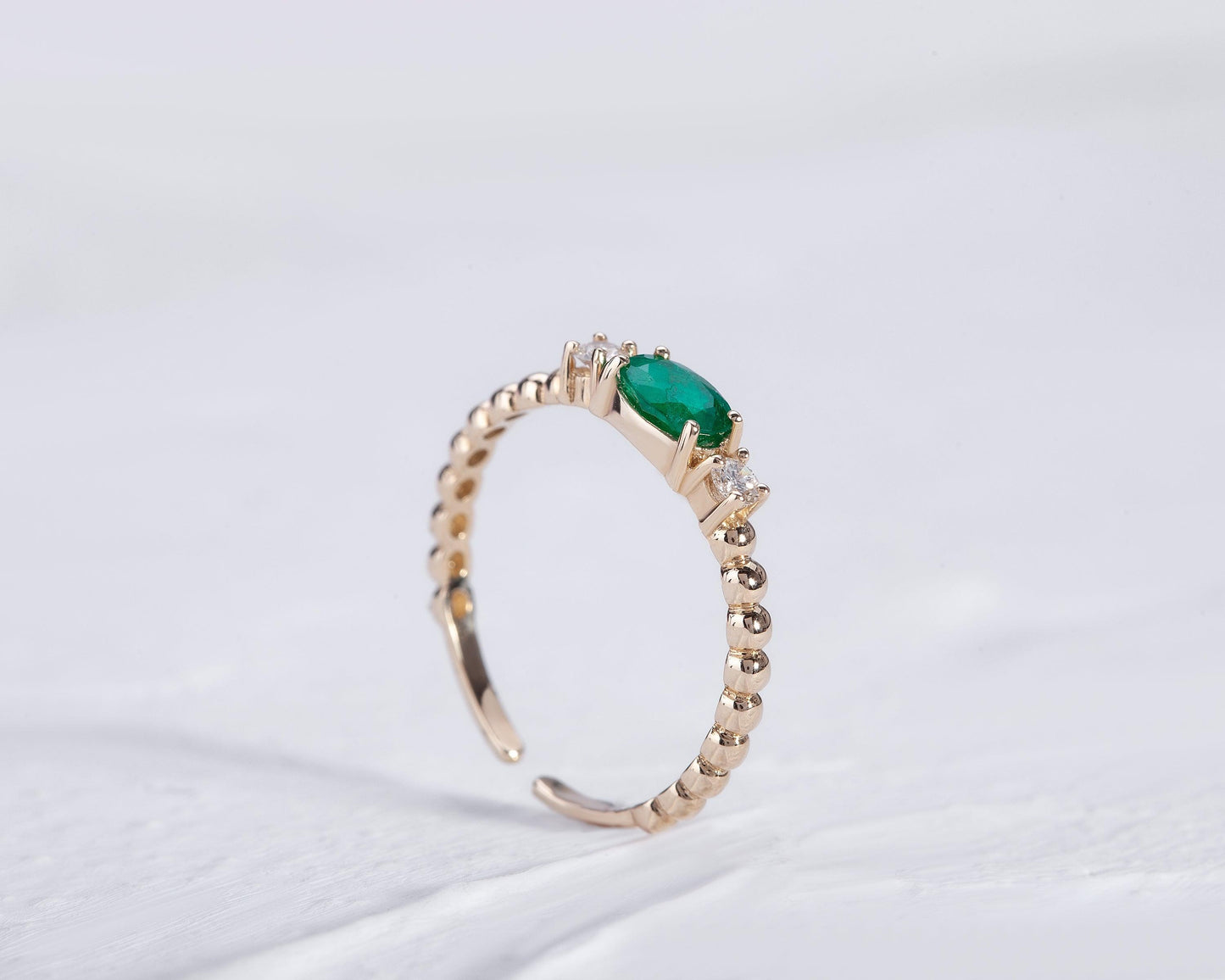 Adjustable Dainty Ring Oval Cut With Emerald and Diamond for her