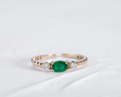 Adjustable Dainty Ring Oval Cut With Emerald and Diamond for her